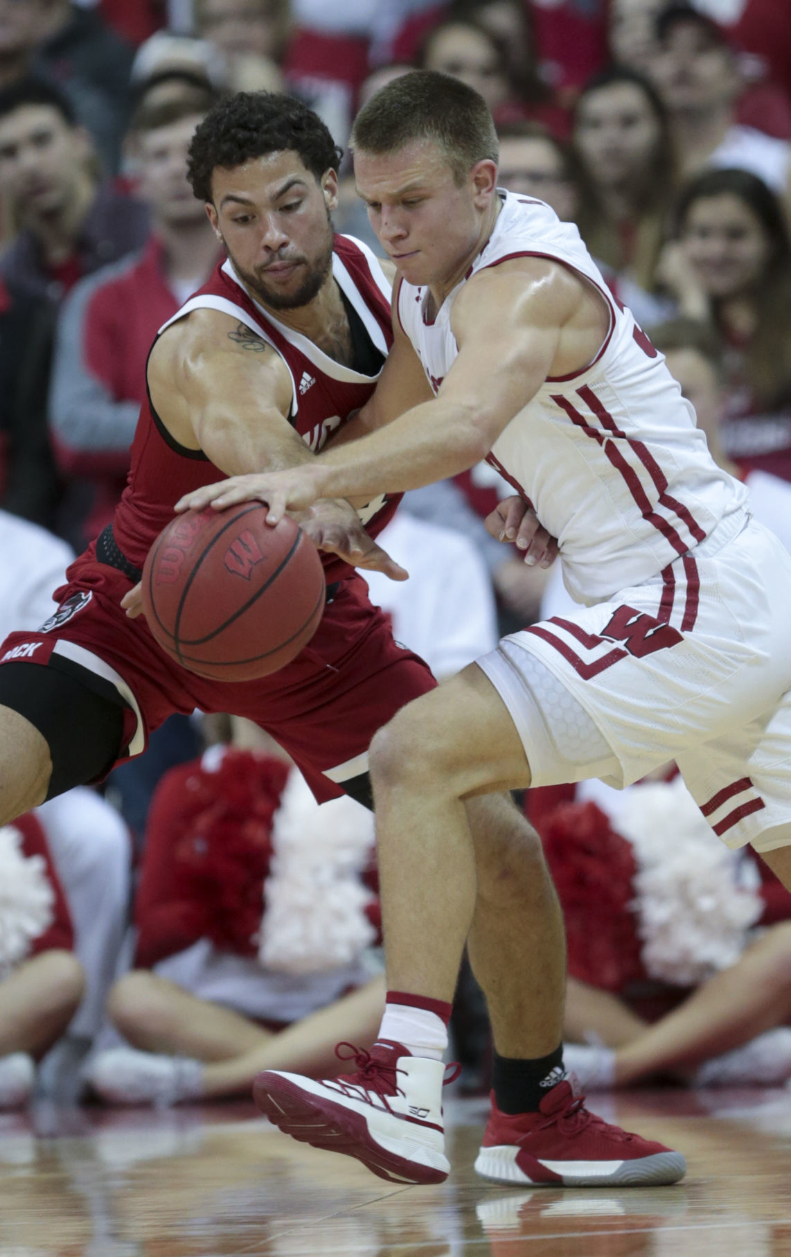 Badgers 79, Wolfpack 75